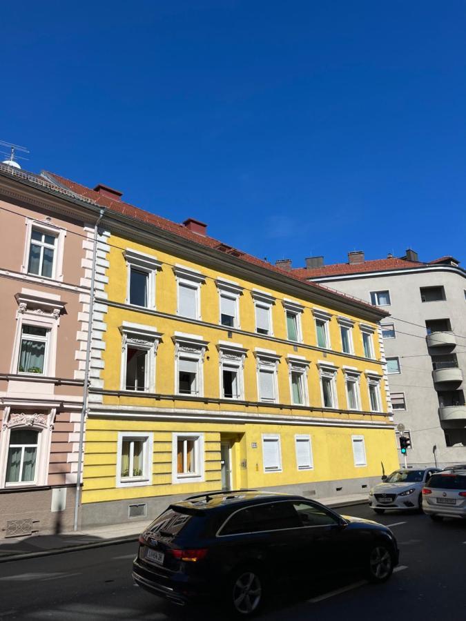 Rudolfquartier Linz, Rudolfstrasse Apartment
